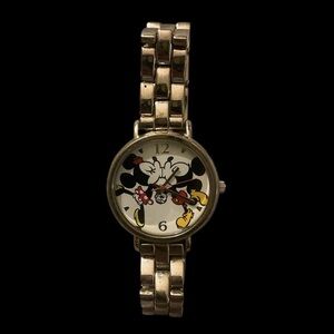 Mickey and Minnie Kissing Wrist Watch